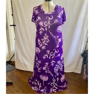 Lily by Firmiana purple maxi dress. Size xl. New with tags